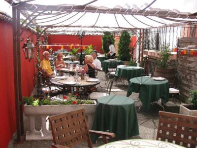 Auberge De La Vallee Francheville  ภายนอก รูปภาพ